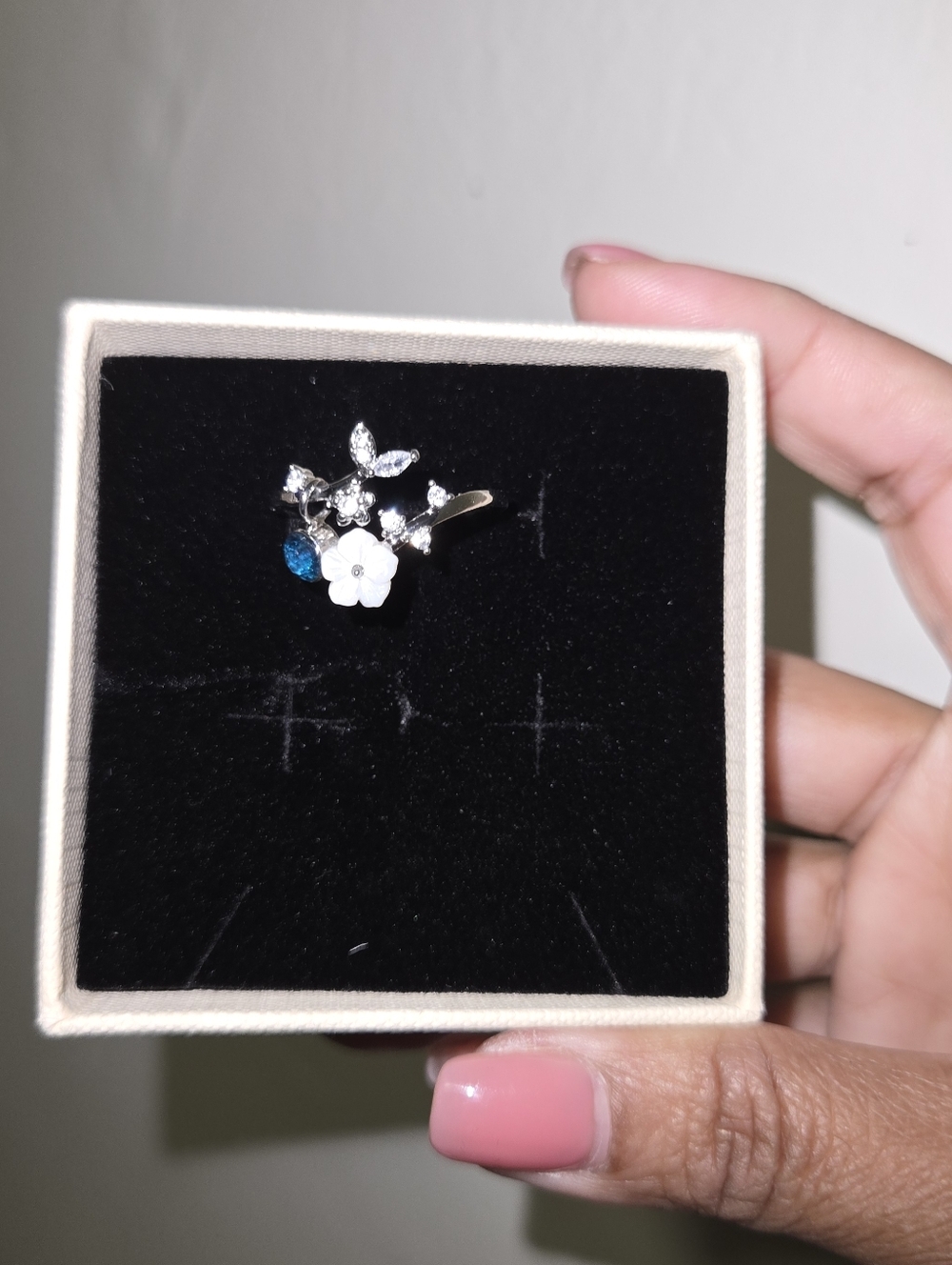 Silver Floral Birthstone Ring with Blue Topez and White Flower - Picture 5 of 6